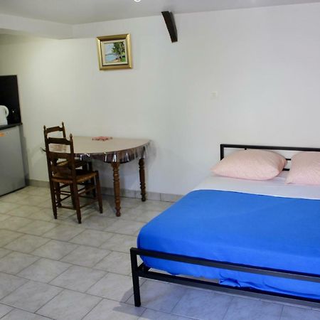 Apartament Les Oiseaux Rouen Zewnętrze zdjęcie